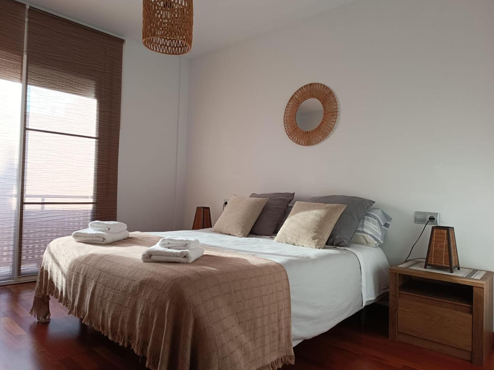 Plaza De La Iglesia Apartment *